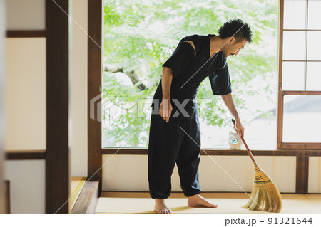 和室 男性 甚平 座敷箒 和室 男性 甚平 座敷箒 91321644
