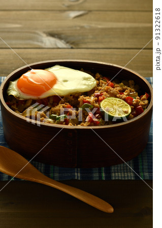 ガパオライス弁当 91322618