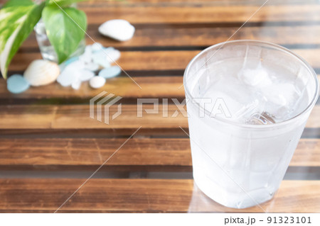 水分補給 氷水 水分補給 氷水 91323101
