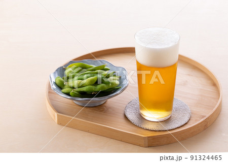 ビールと枝豆 ビールと枝豆 91324465