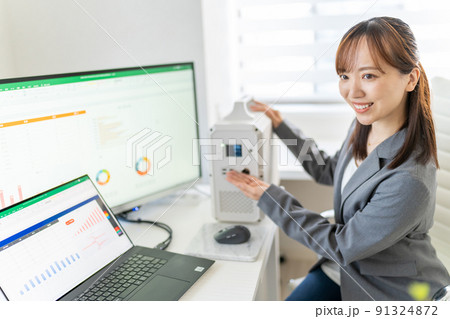 ポータブル電源　発電量モニタ　発電量　消費電力量　省エネ 91324872