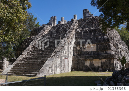 メキシコ チチェンイッツァ遺跡 大テーブルの神殿 メキシコ チチェンイッツァ遺跡 大テーブルの神殿 91333368