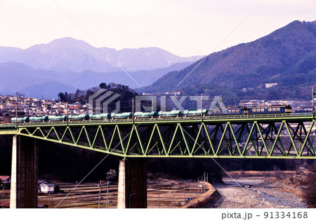 1999年　中央東線を行くEF64重連タンク貨物列車 91334168