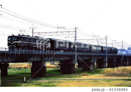 1999年　中央線を行くEF5861お召し列車試運転 91336983