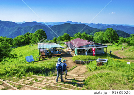 東京都　都立高尾陣場自然公園　陣馬山　山頂 91339026