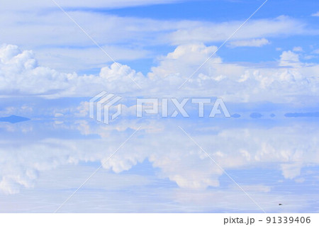 ウユニ塩湖 91339406