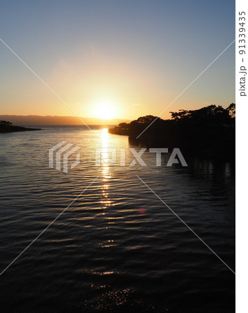 美しき大村湾 (郡川の河口より) 美しき大村湾 (郡川の河口より) 91339435