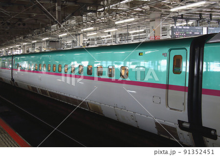 東北新幹線E5系(8号車:新幹線オフィス車両) 東北新幹線E5系(8号車:新幹線オフィス車両) 91352451