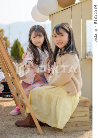 子供 ライフスタイル 女の子 91355584