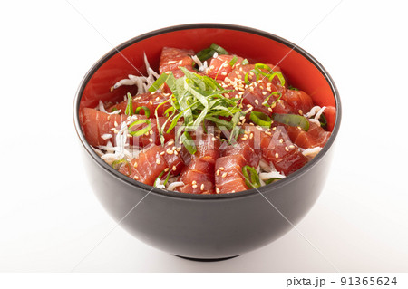 《宮城県産》　マグロ丼　生本マグロ　中トロ 91365624