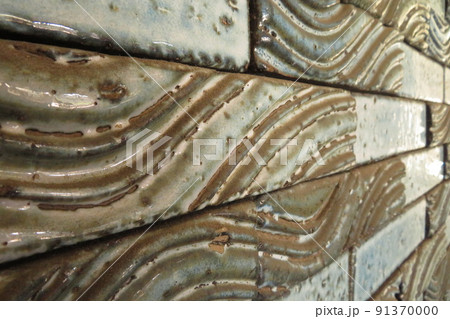 波模様の陶板の壁 91370000