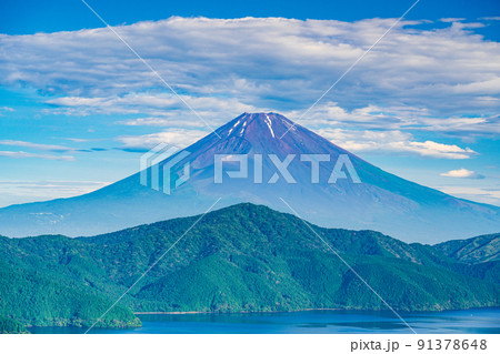 《神奈川県》箱根から、梅雨明け宣言後の富士山 91378648