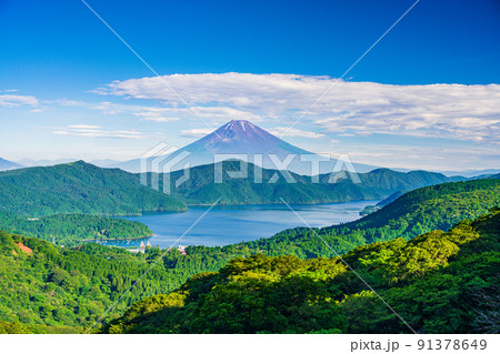《神奈川県》箱根から、梅雨明け宣言後の富士山 91378649