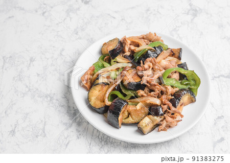 茄子と豚肉の炒め物 91383275