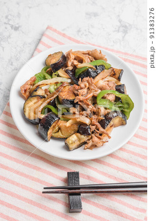 茄子と豚肉の炒め物 茄子と豚肉の炒め物 91383276