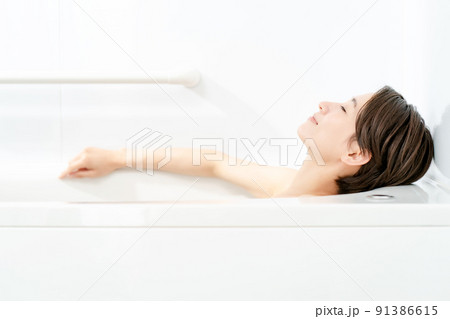 お風呂 バスタイム 入浴 ビューティー お風呂 バスタイム 入浴 ビューティー 91386615