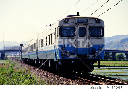 1999年土讃線を走るキハ58系普通列車4両 1999年土讃線を走るキハ58系普通列車4両 91390484