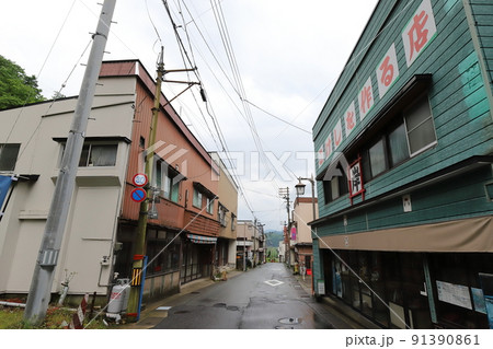 宮城　大崎　鳴子温泉の街並み 91390861
