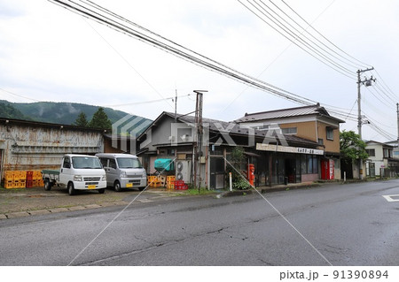 宮城 大崎 鳴子温泉 丸ポストのある風景(元山商店) 宮城 大崎 鳴子温泉 丸ポストのある風景(元山商店) 91390894