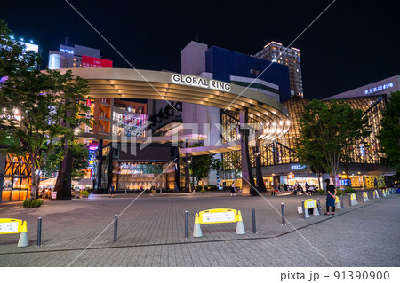 《東京都》池袋西口公園・都市夜景 91390900