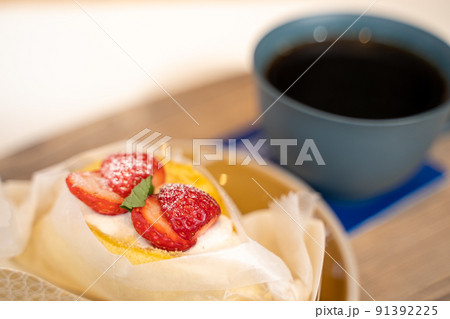 苺オムレット 苺オムレット 91392225