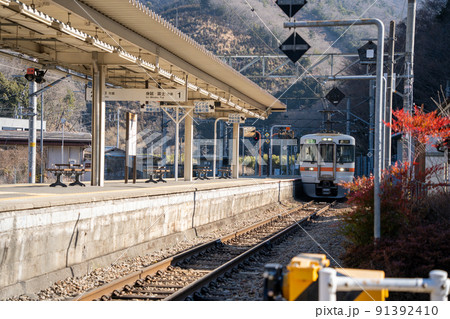 【山梨県】 下部温泉駅  【山梨県】 下部温泉駅  91392410