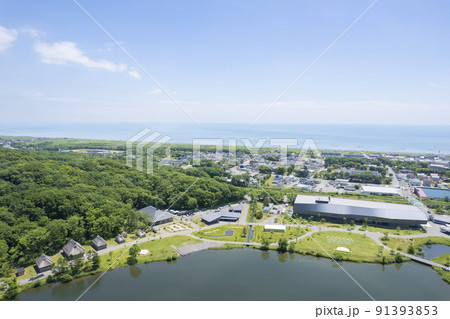 ポロト湖上空から見たウポポイ（空撮） 91393853