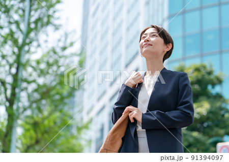 ビジネスイメージ ミドル女性 ポートレート ビジネスイメージ ミドル女性 ポートレート 91394097