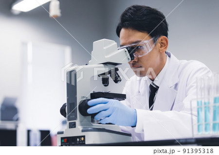 研究室 開発 実験室 臨床検査 バイオテクノロジー 新薬 研究室 開発 実験室 臨床検査 バイオテクノロジー 新薬 91395318