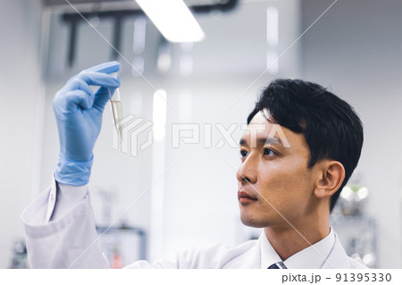 研究室 開発 実験室 臨床検査 バイオテクノロジー 新薬 研究室 開発 実験室 臨床検査 バイオテクノロジー 新薬 91395330
