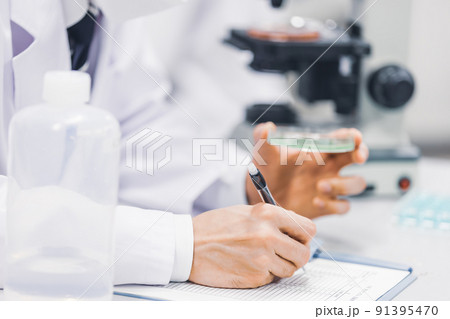 研究室 開発 実験室 臨床検査 バイオテクノロジー 新薬 研究室 開発 実験室 臨床検査 バイオテクノロジー 新薬 91395470