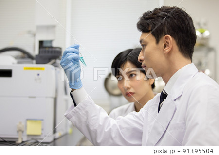 研究室 開発 実験室 臨床検査 バイオテクノロジー 新薬 研究室 開発 実験室 臨床検査 バイオテクノロジー 新薬 91395504