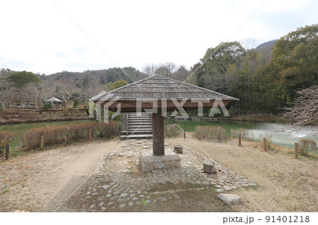 公園の休憩所 公園の休憩所 91401218