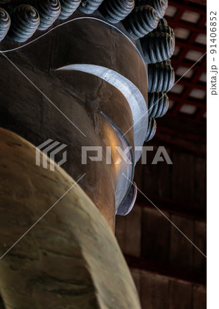2022年5月10日 東大寺大仏殿の仏像 盧舎那仏像 91406852