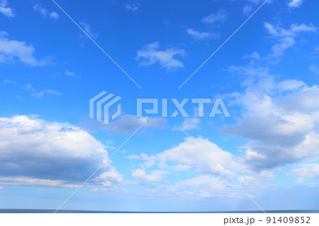 青空と雲 91409852