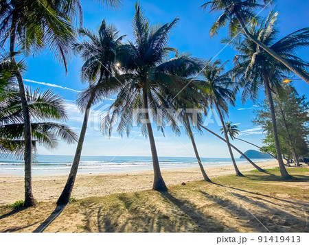 Running Bull Beach or Hat Thung Wua Laen in...の写真素材 [91419413] - PIXTA