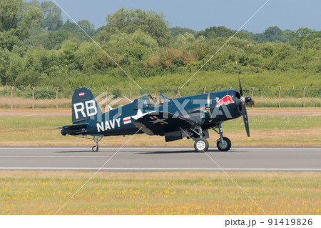 ヴォートF4U-4コルセア艦上戦闘機着陸 ヴォートF4U-4コルセア艦上戦闘機着陸 91419826