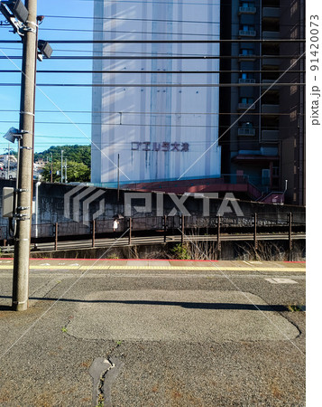 車窓シリーズ①、鉄道駅設備、駅ホーム、JR西日本、駅間の景色、鉄道ファン、関西、旅行、おもしろい鉄道 車窓シリーズ①、鉄道駅設備、駅ホーム、JR西日本、駅間の景色、鉄道ファン、関西、旅行、おもしろい鉄道 91420073
