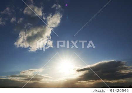 夏の朝空・朝陽と雲・210810AM・空主体 夏の朝空・朝陽と雲・210810AM・空主体 91420646
