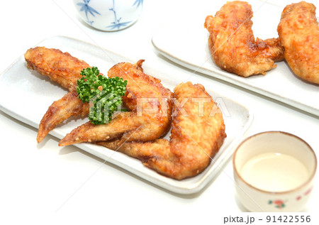トリの手羽先のから揚げの甘辛い 91422556