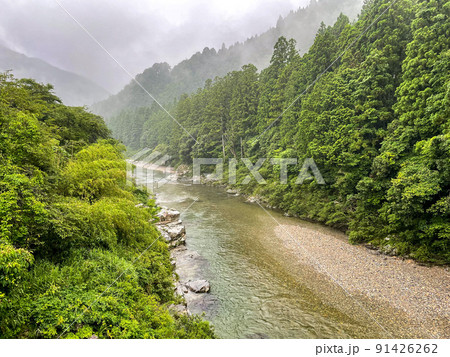 モネの池近くの渓谷美_岐阜観光のインスタ映えスポット 91426262