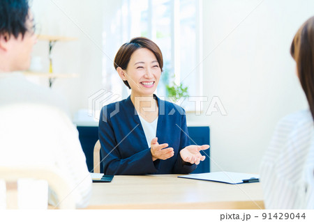 ビジネスシーン ビジネスシーン 91429044