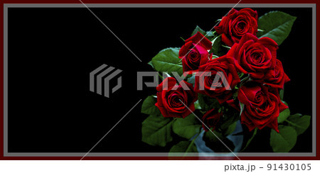 シックでミステリアスな花束素材 91430105