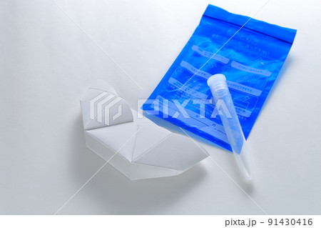 健康検診 尿検査用の検診キット 健康検診 尿検査用の検診キット 91430416
