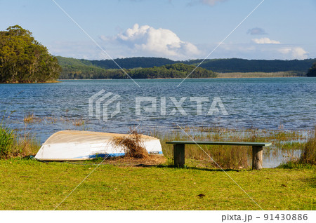 Smiths Lake - Tarbuck Bay Smiths Lake - Tarbuck Bay 91430886