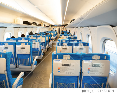 東海道新幹線の客席 91431614