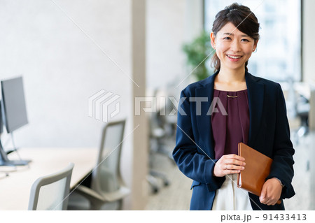 女性の活躍 91433413