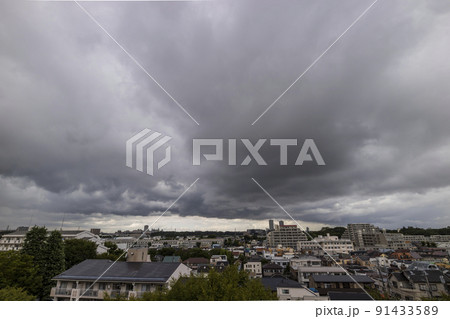 雨雲 ゲリラ豪雨 雨 雲 低気圧 雷雲 雨雲 ゲリラ豪雨 雨 雲 低気圧 雷雲 91433589