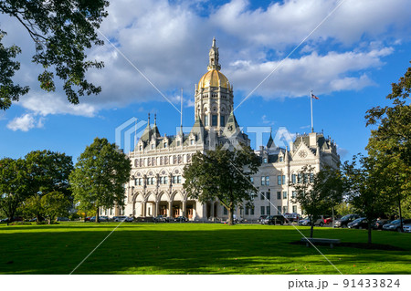 Connecticut State Capitol in downtown Hartford, Connecticut,  USA Connecticut State Capitol in downtown Hartford, Connecticut,  USA 91433824