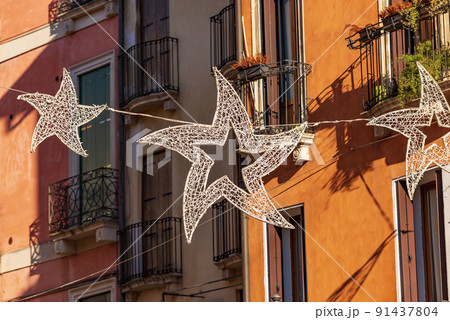 Christmas Lights in the Shape of Stars in Vicenza Downtown Christmas Lights in the Shape of Stars in Vicenza Downtown 91437804